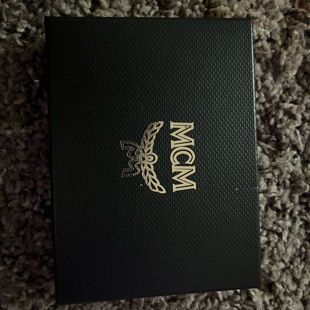Mcm key pouch (sold)